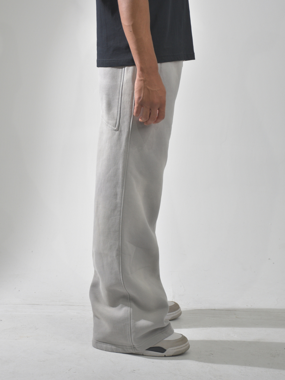 WASHED SWEATS