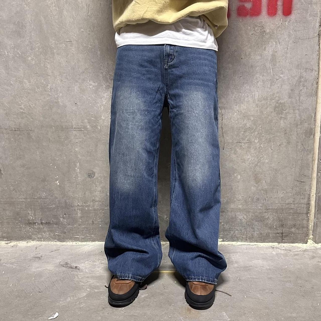 ESSENTIAL BLUE DENIM