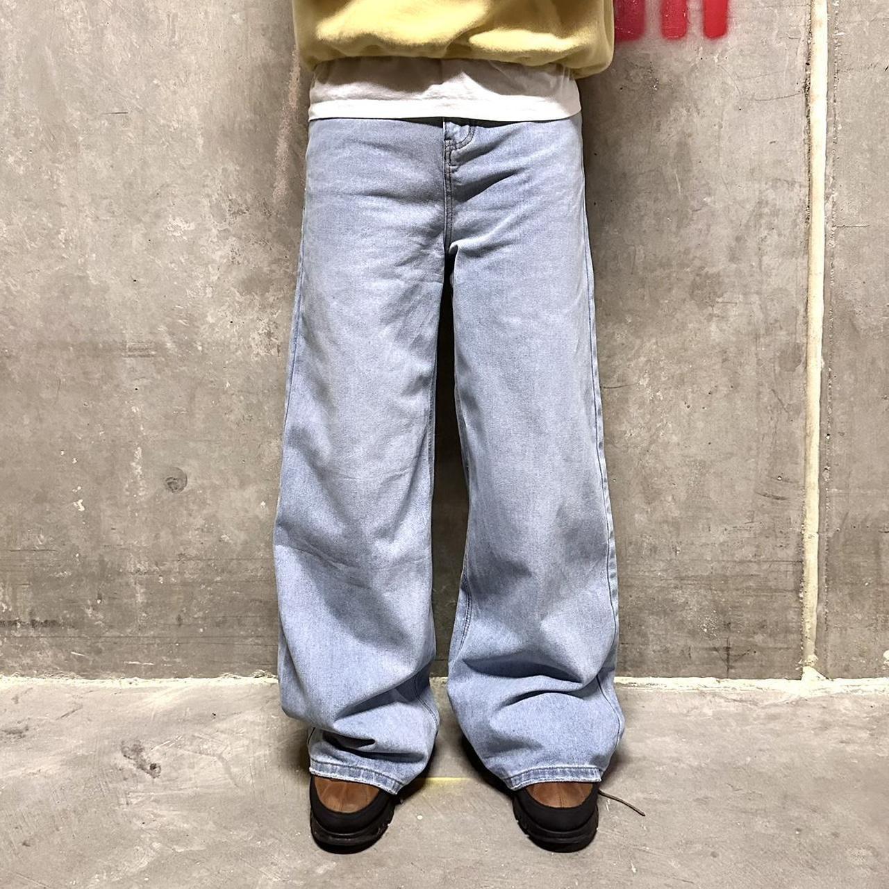 ESSENTIAL SKY DENIM